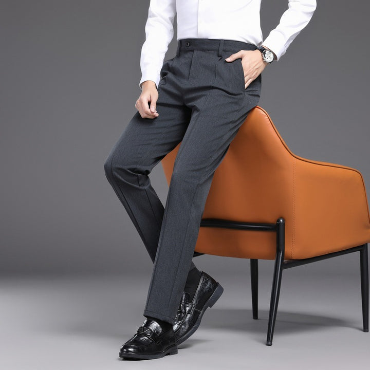 Elegant men's suit trousers with a slim fit and side pockets Lune London