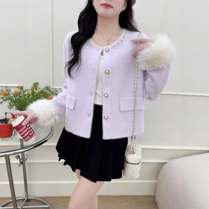 Cardigan élégant pour femmes avec décoration de perles et manches duveteuses Chic & Stil