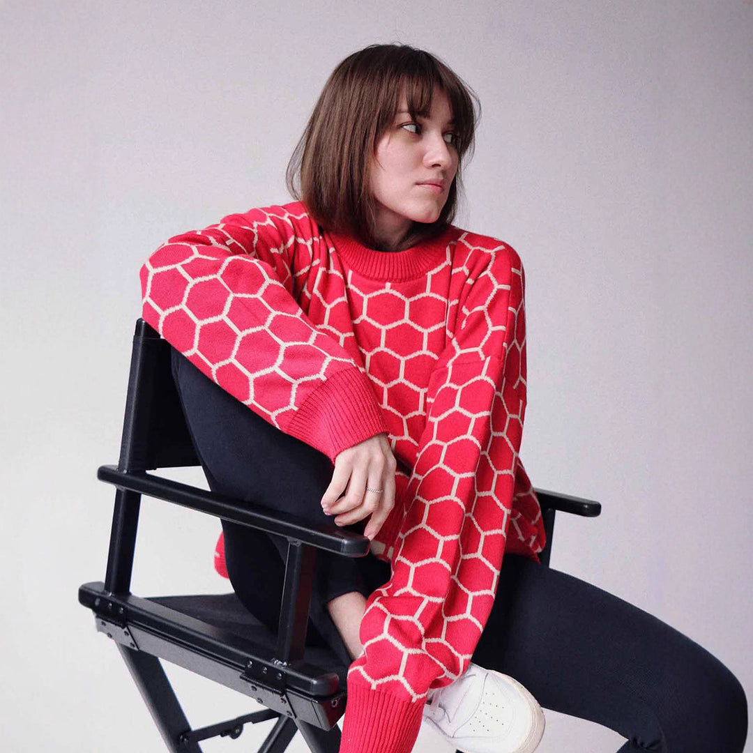 Sweater femme à motifs avec un joli motif en nid d'abeille et coupe loose Chic & Stil