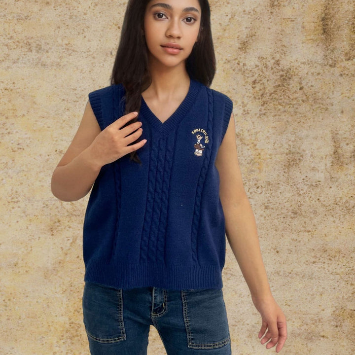 Knitted vest for women with V-neck and embossed pattern Lune London