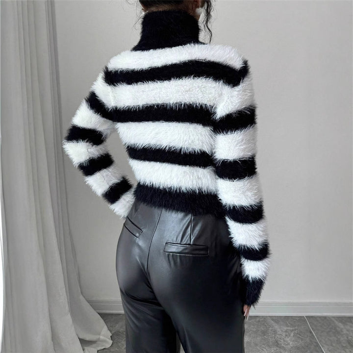 Fashionable knitted sweater for women with a trendy striped design and a high collar Lune London