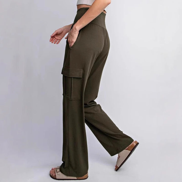 High waist cargo pants for women with convenient pockets Lune London