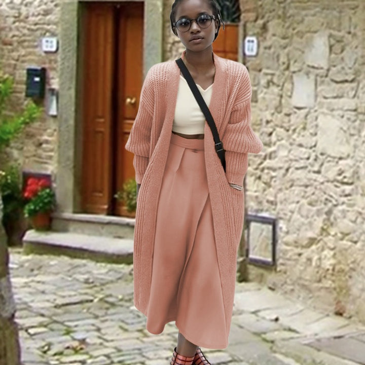 Long cardigan for women with a relaxed silhouette and practical pockets Lune London