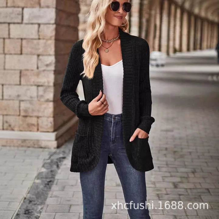 Women's vest with textured design and practical pockets Lune London