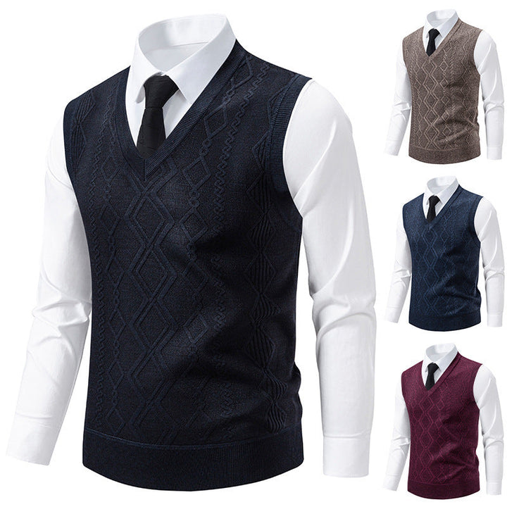 Men's Knit Sweater with V-Neck and Textured Cable Pattern Lune London