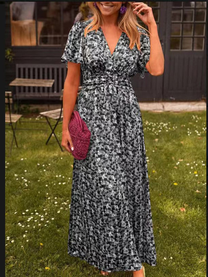 Maxi dress for women with floral gathers and V-neck Lune London