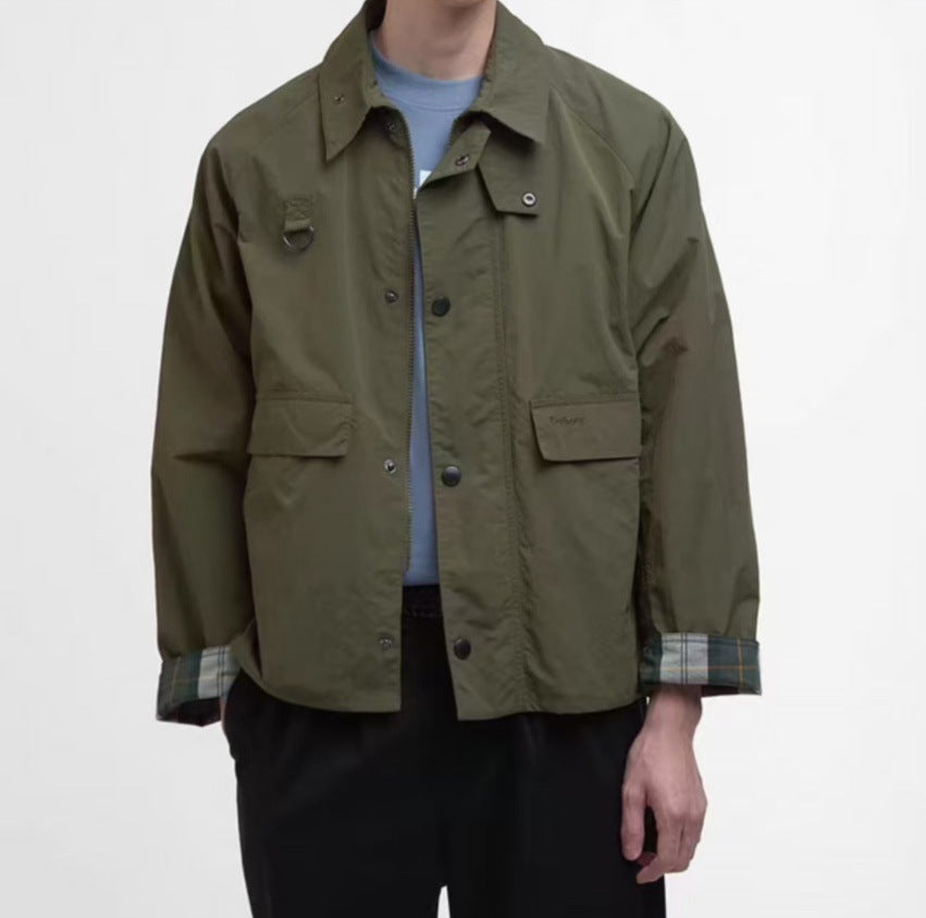 Short utility jacket for men with practical pockets and modern collar Lune London