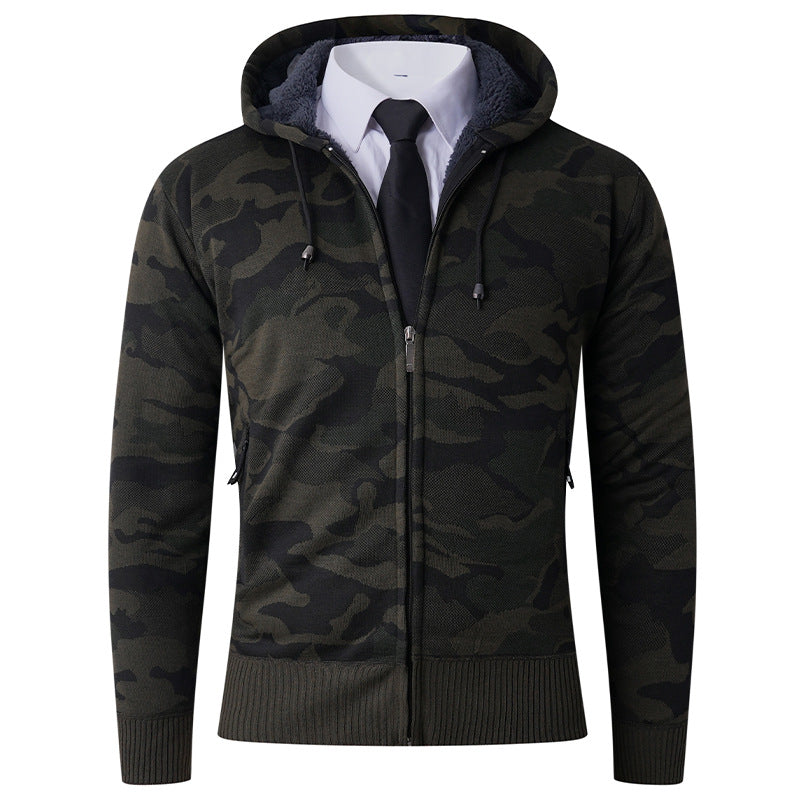 Trendy hoodie for men with a stylish camouflage design Lune London