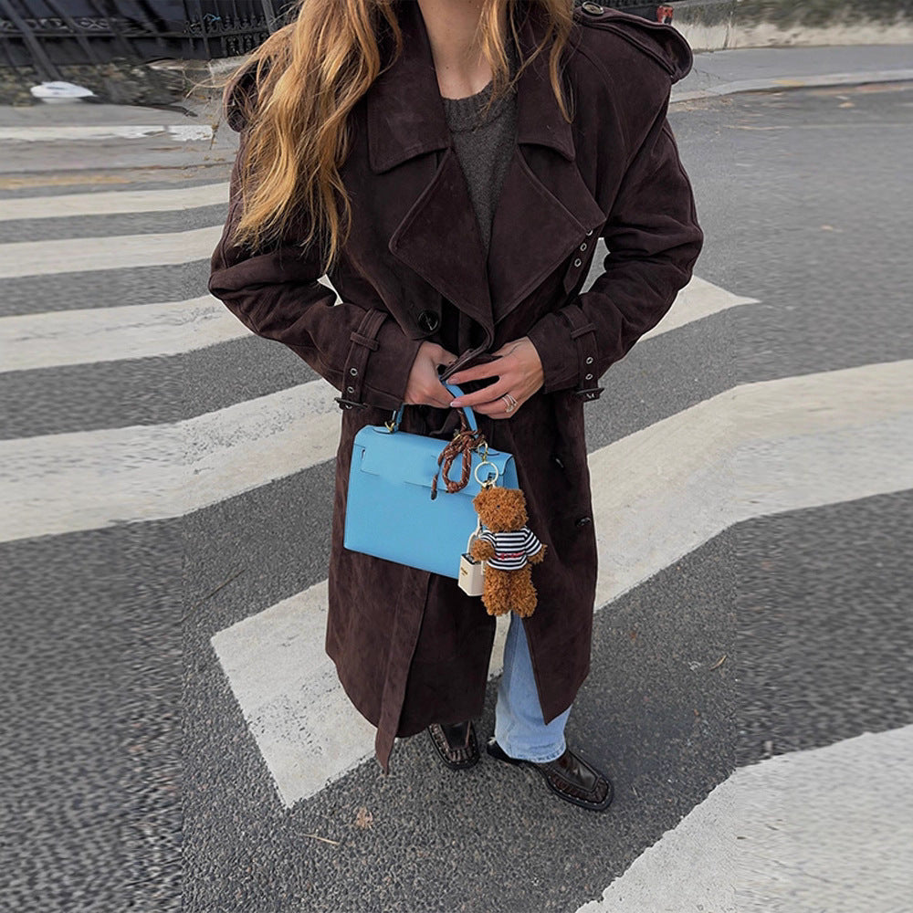 Long trench coat for women in soft faux suede with trendy details Lune London