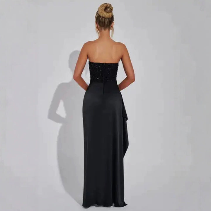 Women's glamorous evening dress with heart-shaped bodice and asymmetrical slit Lune London