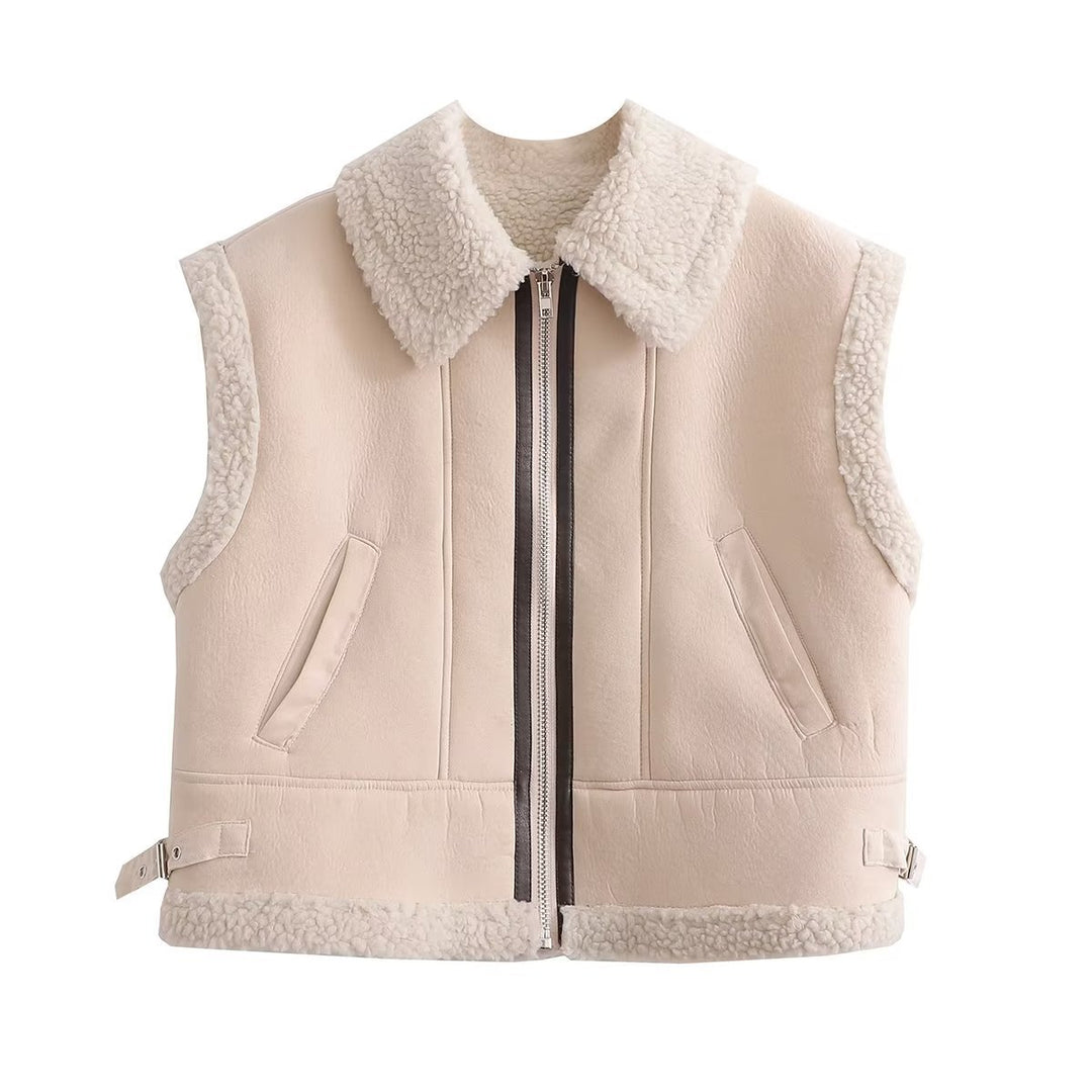 Stylish women's jacket with soft fleece lining and modern design Lune London