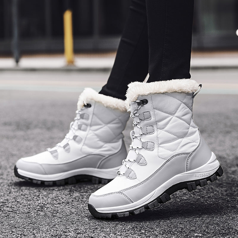Winter boots for women with insulating lining and non-slip sole Lune London