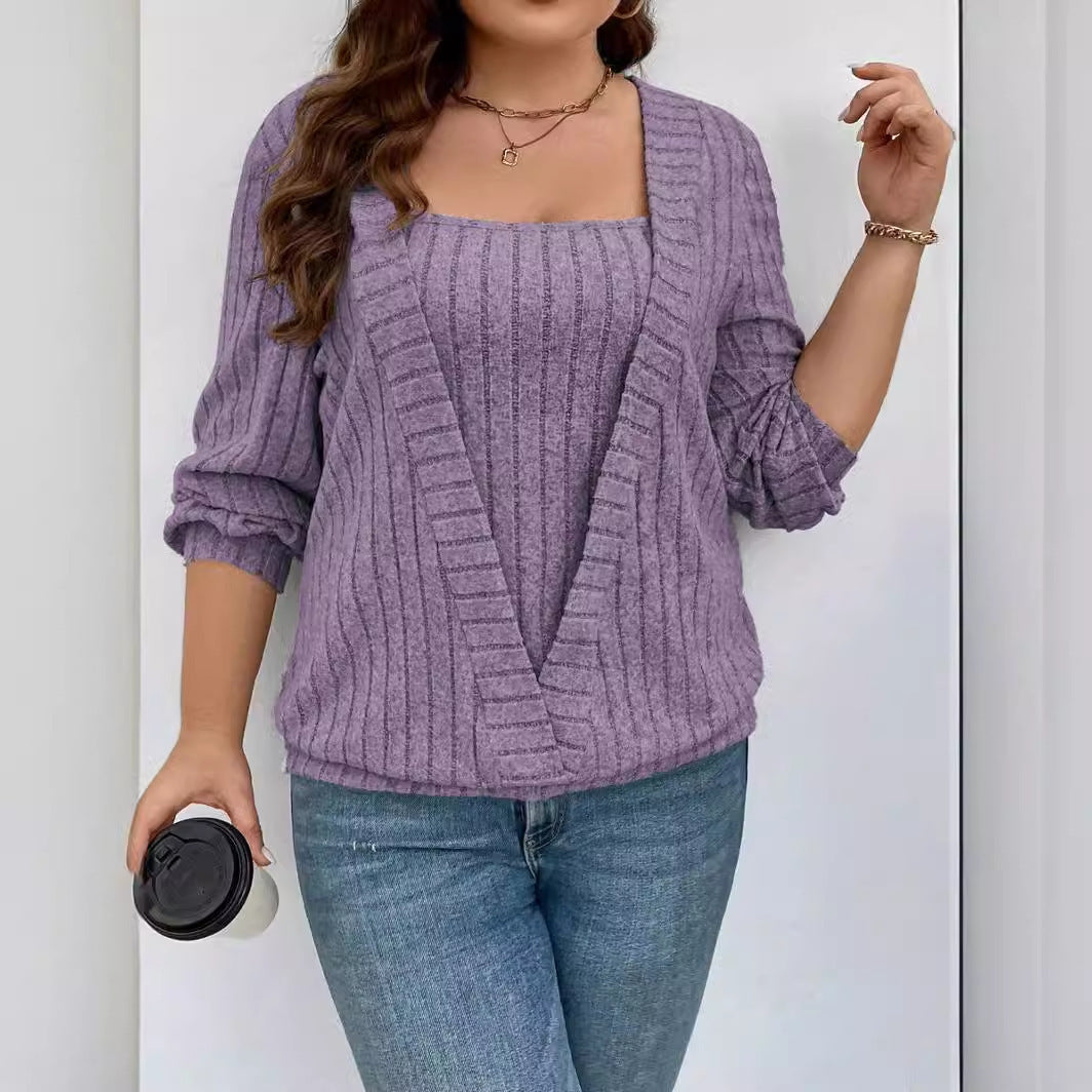 Casual knit sweater for women with deep V-neck and ribbed texture Lune London