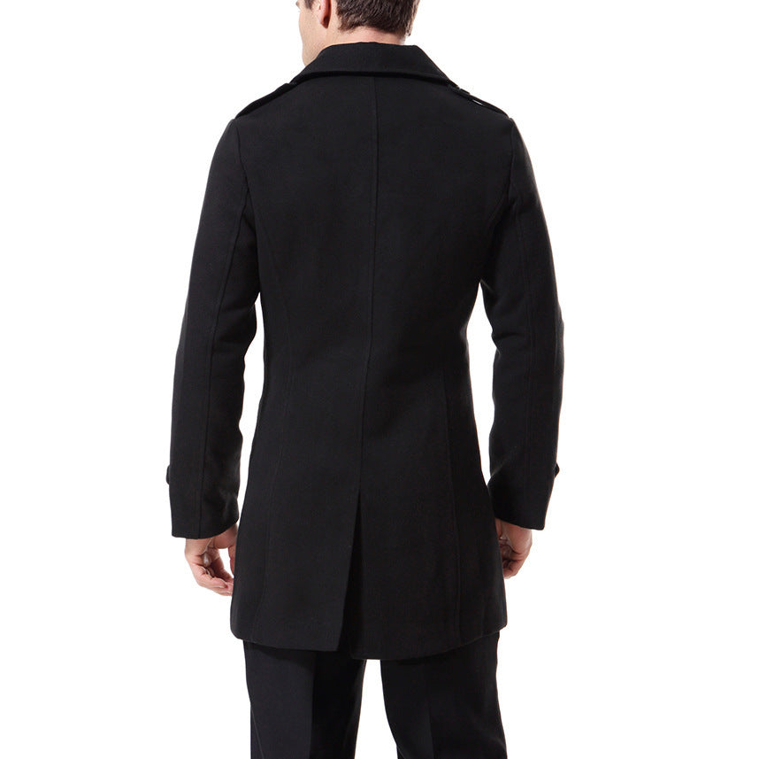 Fashionable men's trench coat with double flap and practical pockets Lune London
