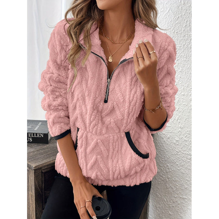 Ladies comfortable hoodie with high zip and practical pockets Lune London