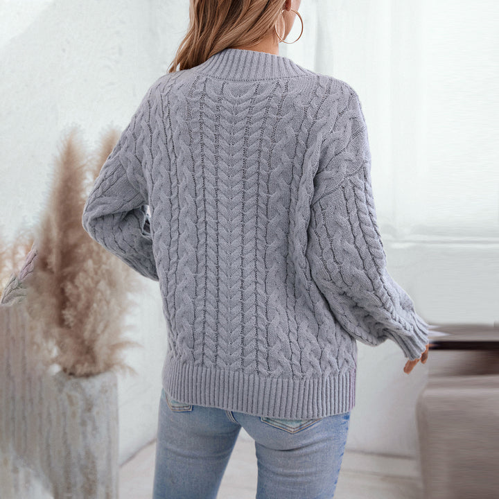 Chunky knit sweater for women with V-neck and cable pattern Lune London
