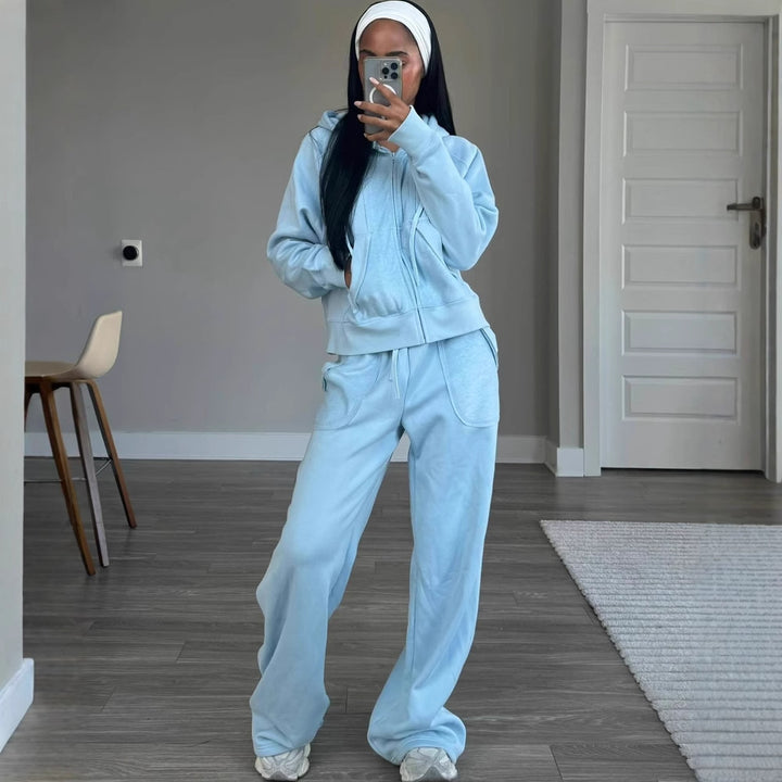 Casual lounge set for women with hood and loose fit Lune London
