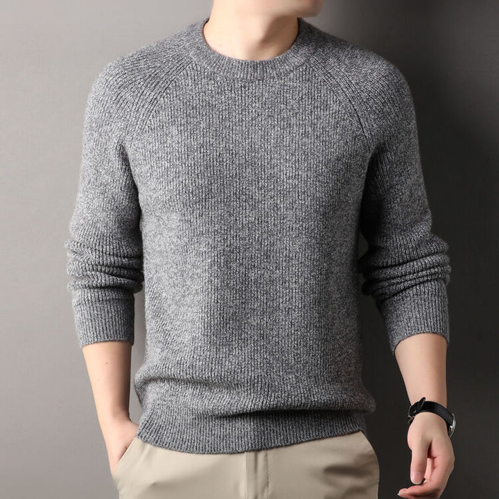 Luxurious knitted sweater for men Lune London