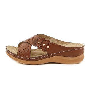 Comfortable clogs for women with ergonomic sole Lune London