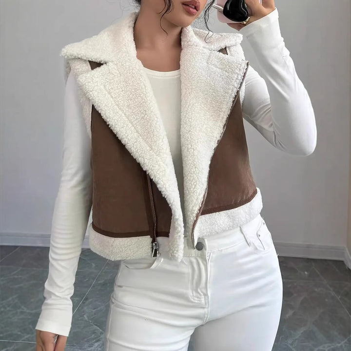 Ladies reversible faux fur vest with high-quality zipper Lune London