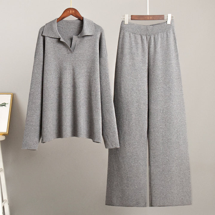 Comfortable lounge set for women with polo collar and loose fit Lune London