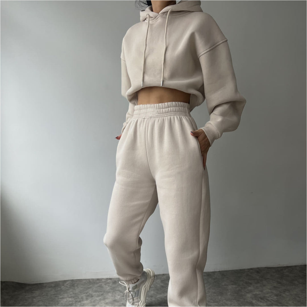 Casual cropped hoodie and jogger set for women Lune London