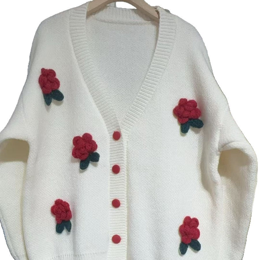 Femmes cardigan ludique en tricot avec des appliques florales et des détails de boutons Lune London