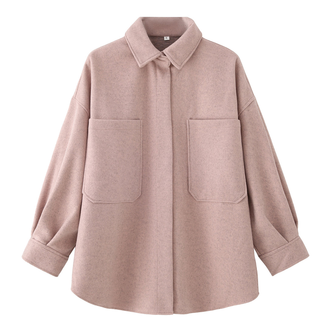 Oversized flannel jacket for women in high-quality wool blend with practical pockets Lune London