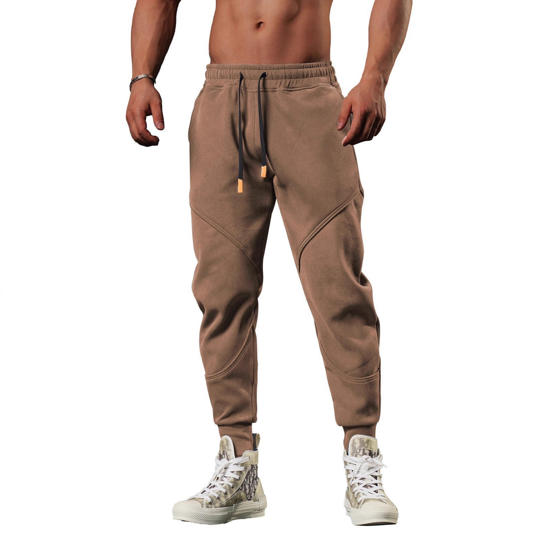 Men's sports pants with an innovative cut and practical pockets Lune London