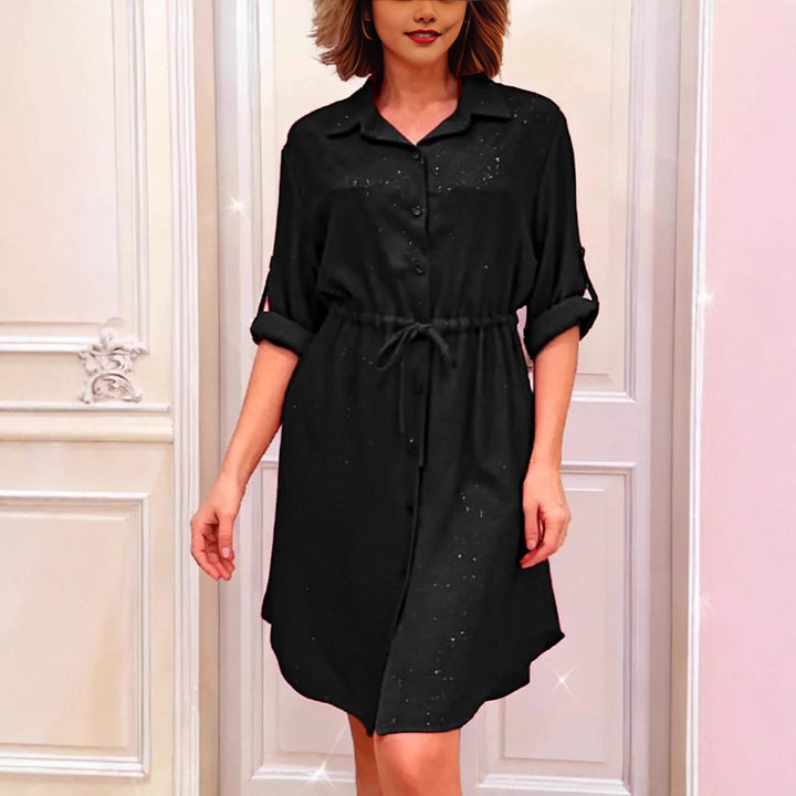 Robe chemise pour femmes avec cordon de taille et accents scintillants Chic & Stil