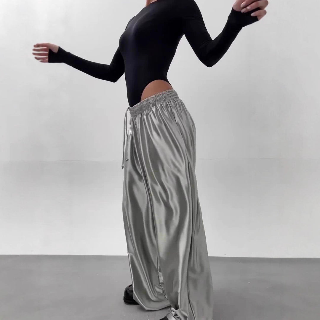 Pantalons en satin élégants et légers pour femmes Chic & Stil