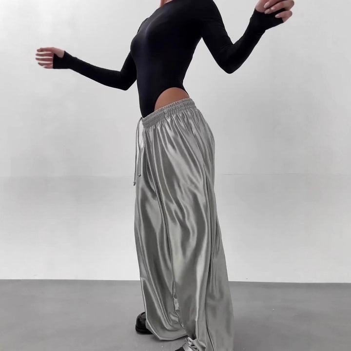 Pantalons en satin élégants et légers pour femmes Chic & Stil