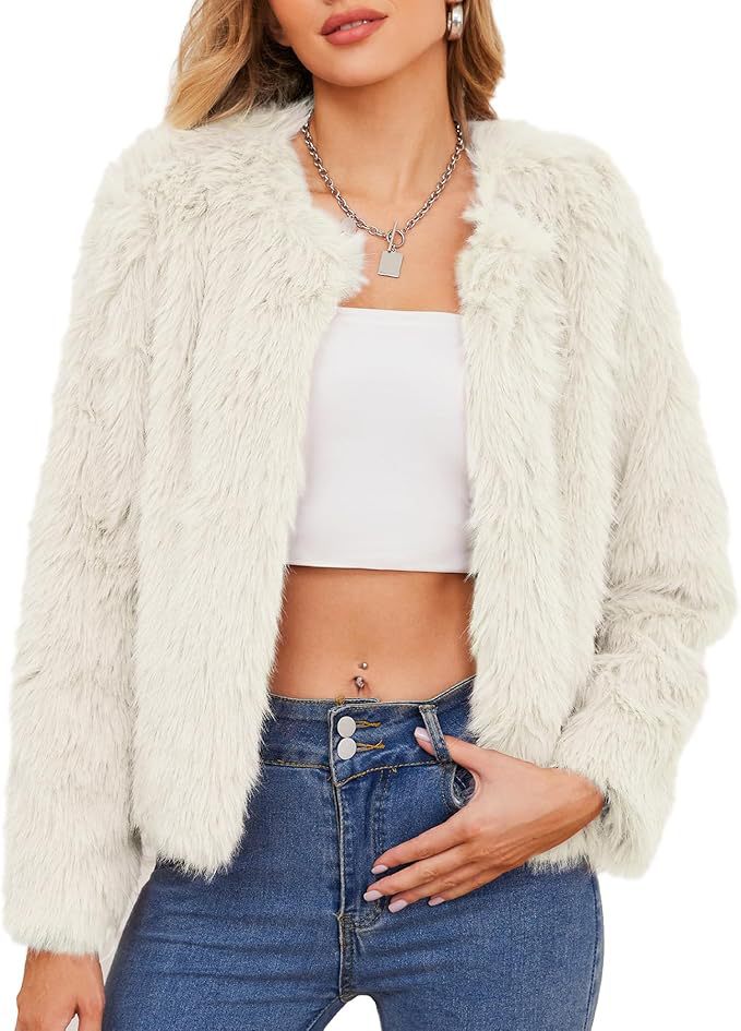Ladies Luxurious Faux Fur Jacket with Short Cut and Voluminous Sleeves Lune London