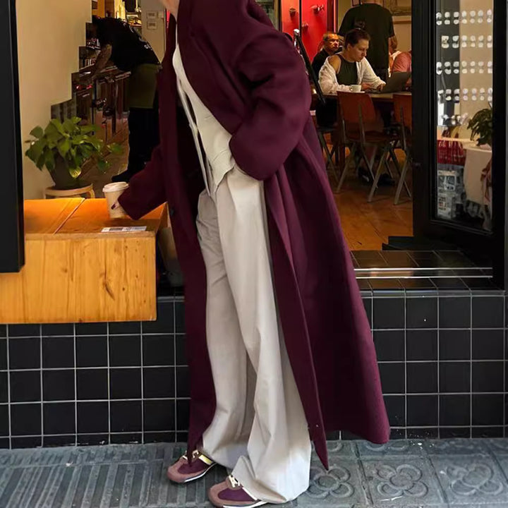 Ladies elegant wool coat with double-breasted design Lune London