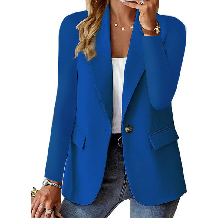 Modern fitted jacket for women with elegant button details Lune London