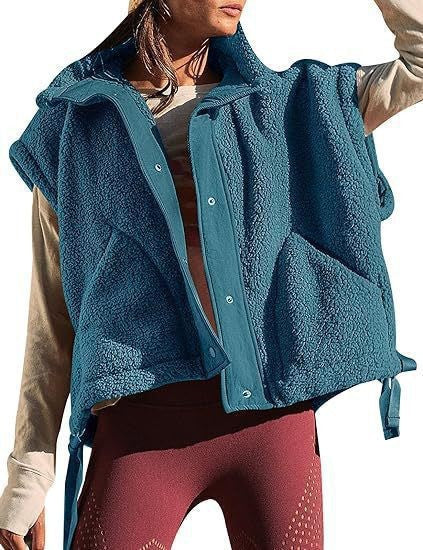 Casual teddy fleece vest for women with practical side pockets and adjustable size Lune London