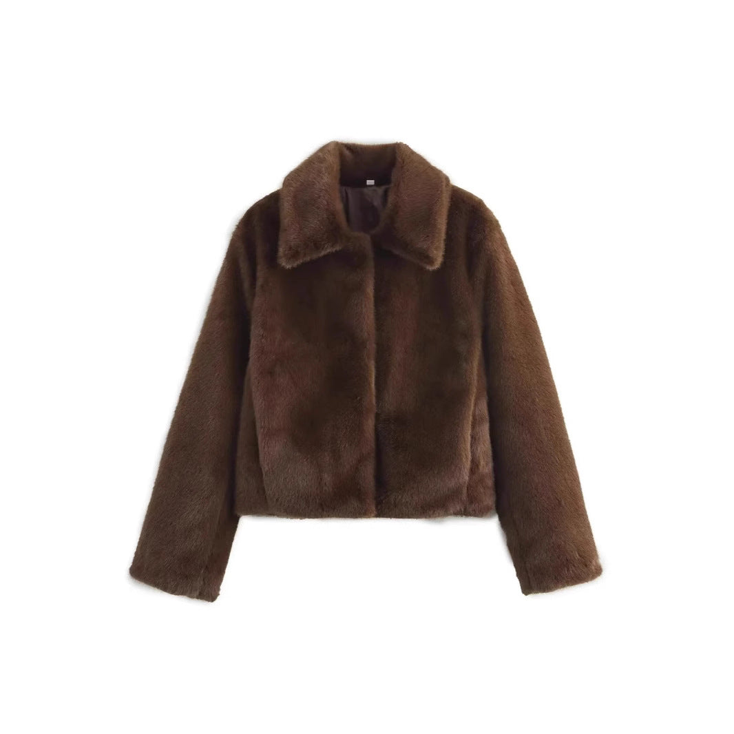 Ladies Cozy Faux Fur Jacket with Elegant Collar and Open Cut Lune London