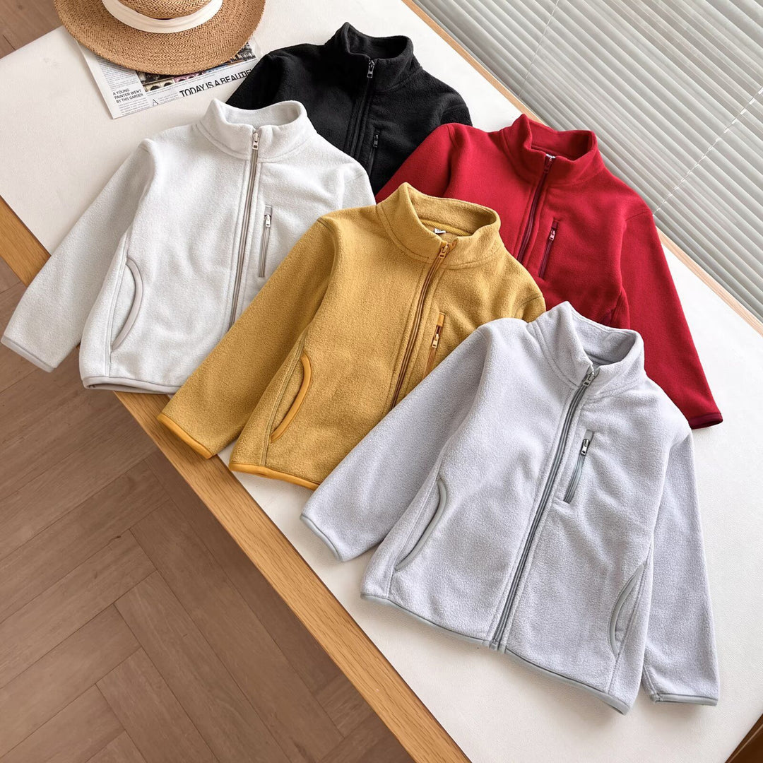 Veste en polaire pour femmes avec col haut et poches zippées pratiques Chic & Stil