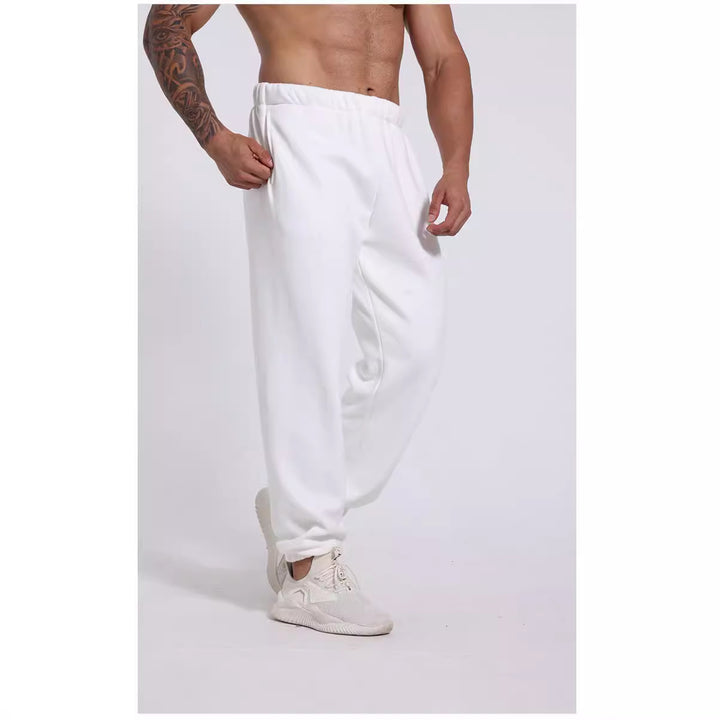 Men's sporty casual pants with elastic waistband and practical side pockets Chic & Stil