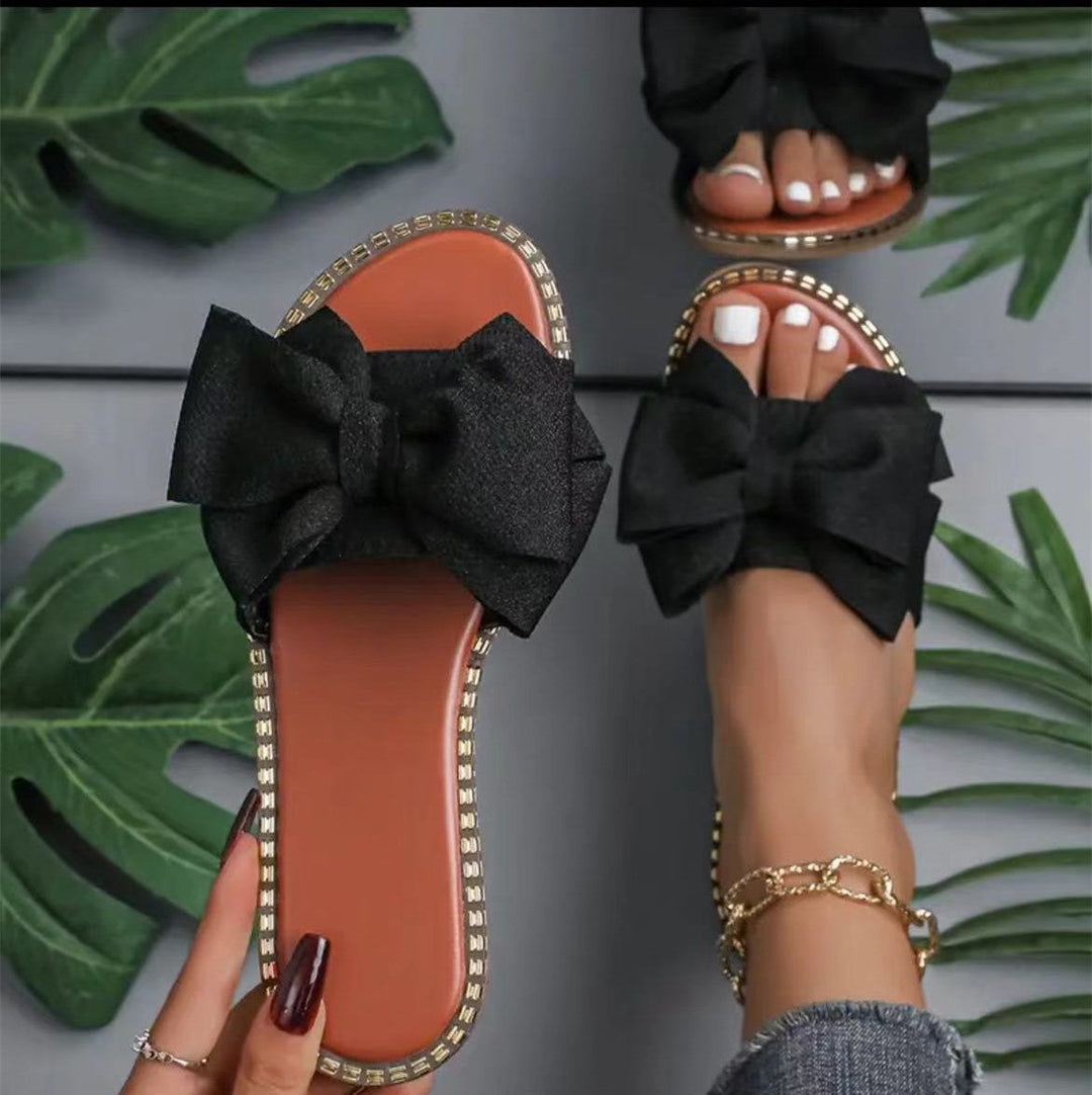 Women's Slippers with Decorative Bow Design and Non-Slip Sole Lune London