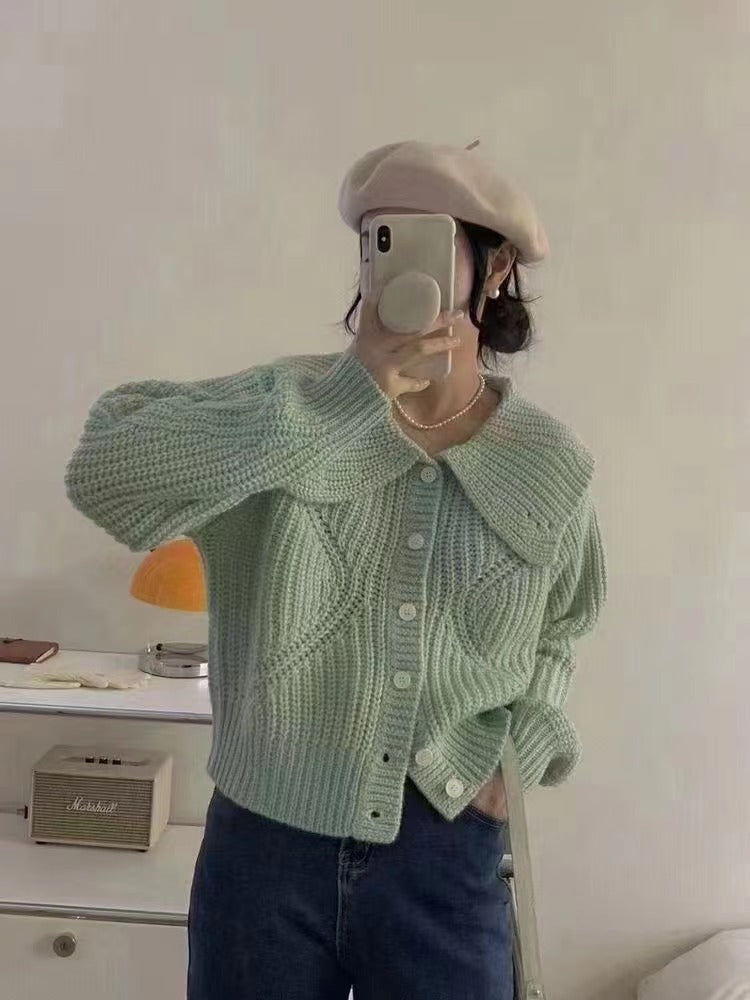 Knit jacket for women with a large collar and voluminous sleeves Lune London