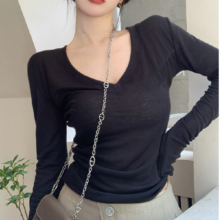 Women Long Sleeve Shirt with V-Neck and Figure-Flattering Fit Chic & Stil