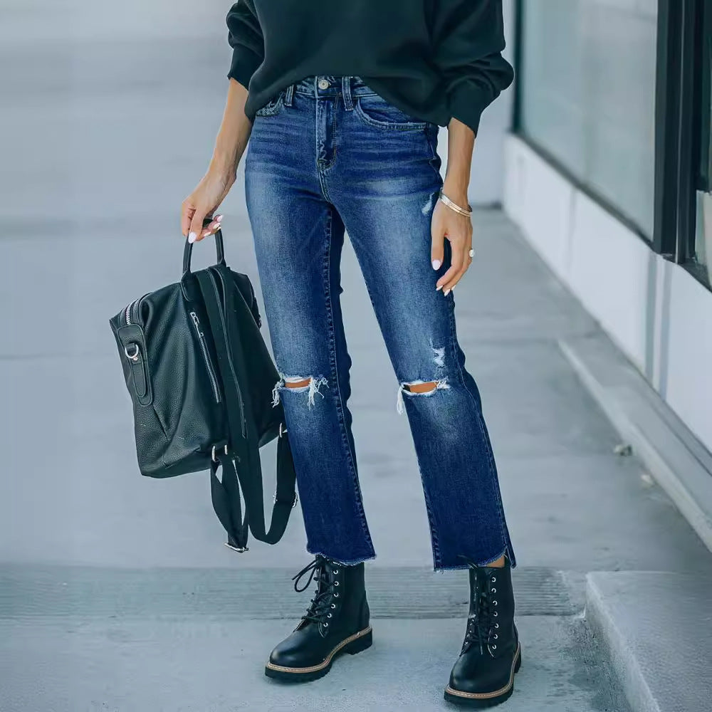 Modern high-waisted jeans for women with a chic and stylish worn look