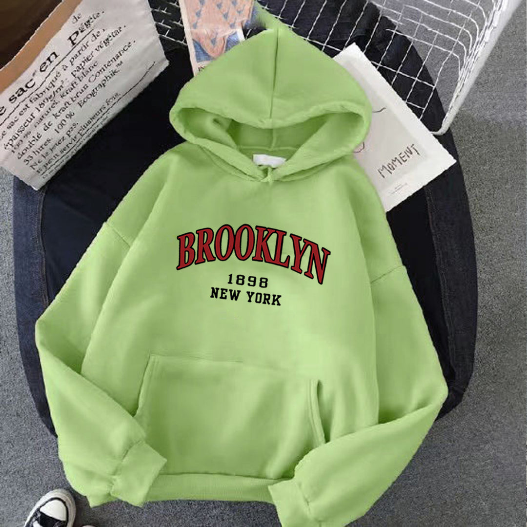 Women's hoodie with urban Brooklyn design Chic & Stil