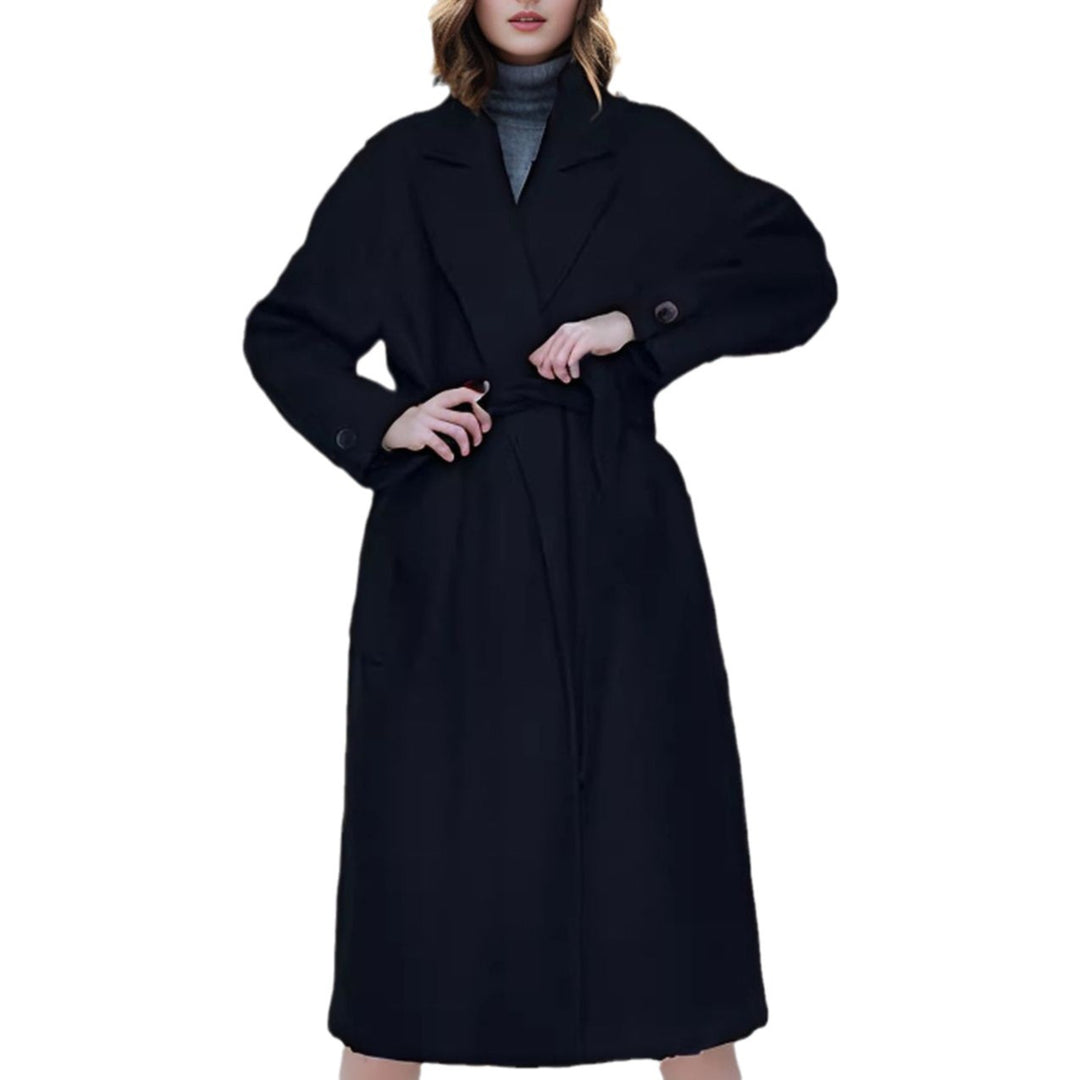 Elegant long coat for women with wide lapels and belt Lune London