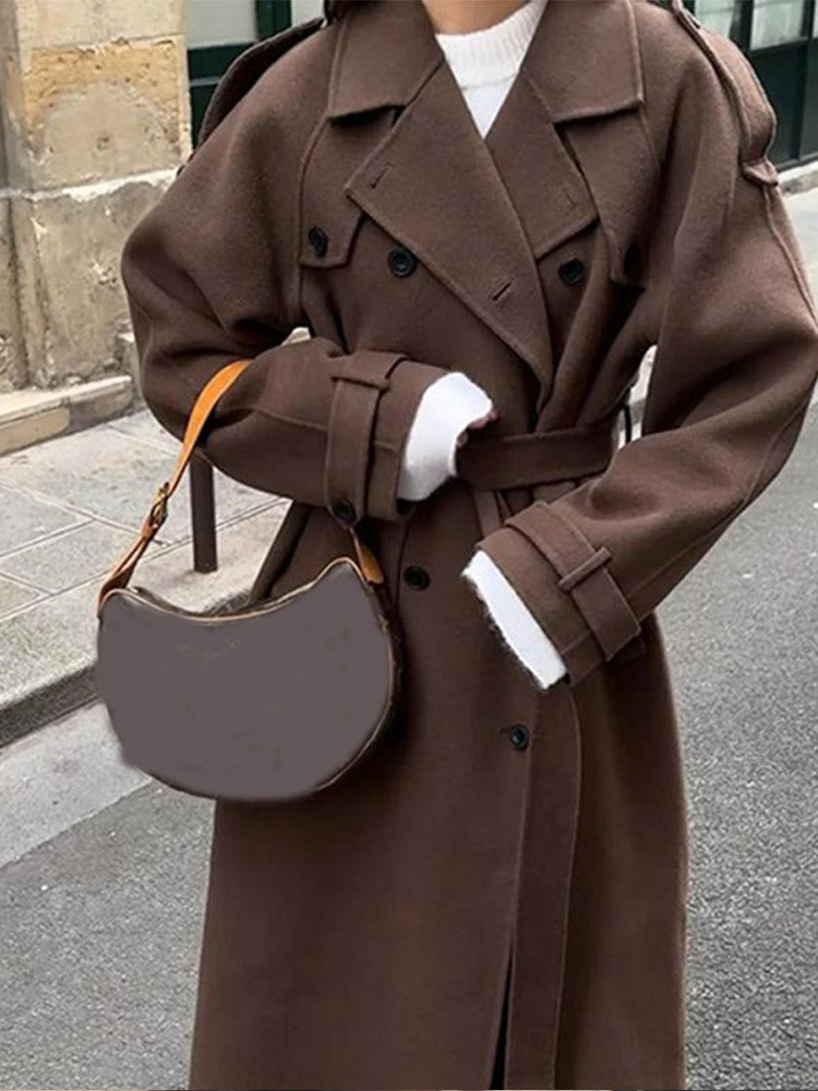 Timeless trench coat for women in high-quality material with tied belt Lune London
