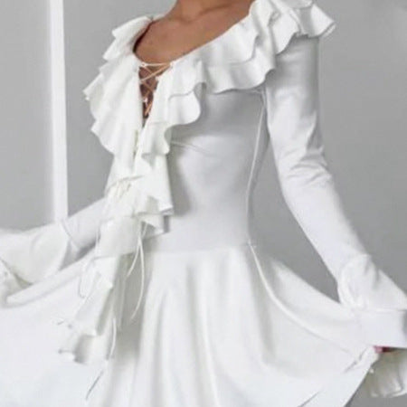 Women Playful dress with ruffled details and sliding top Lune London