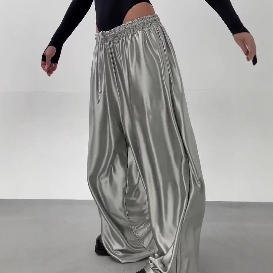 Pantalons en satin élégants et légers pour femmes Chic & Stil
