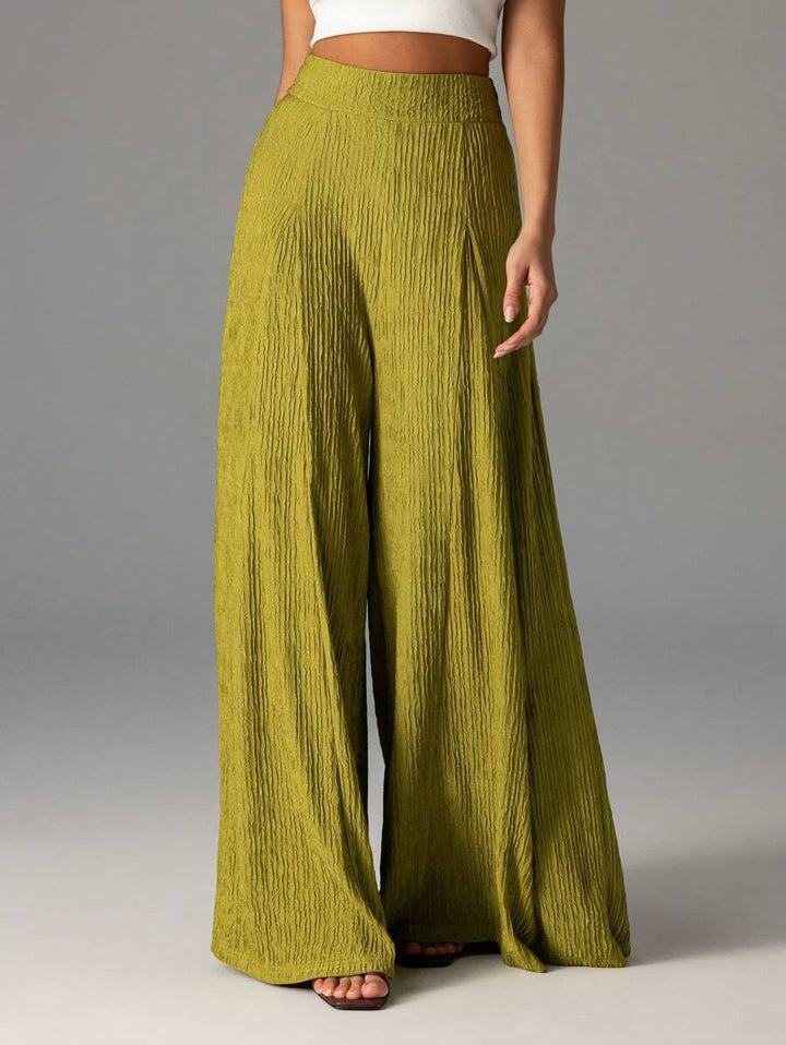 Wide pleated pants for women with high waist and elastic waistband Lune London