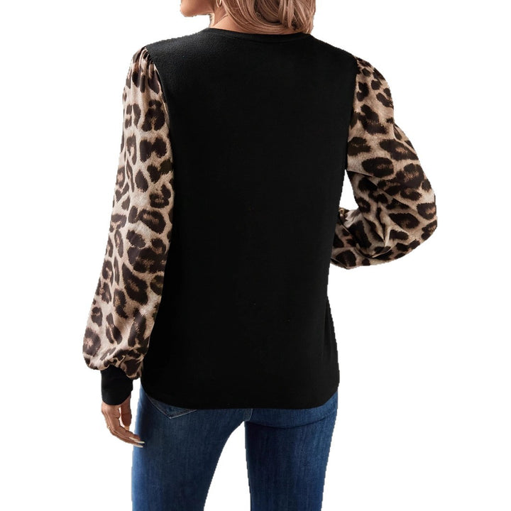 Lune London women's pullover with fashionable leopard sleeves